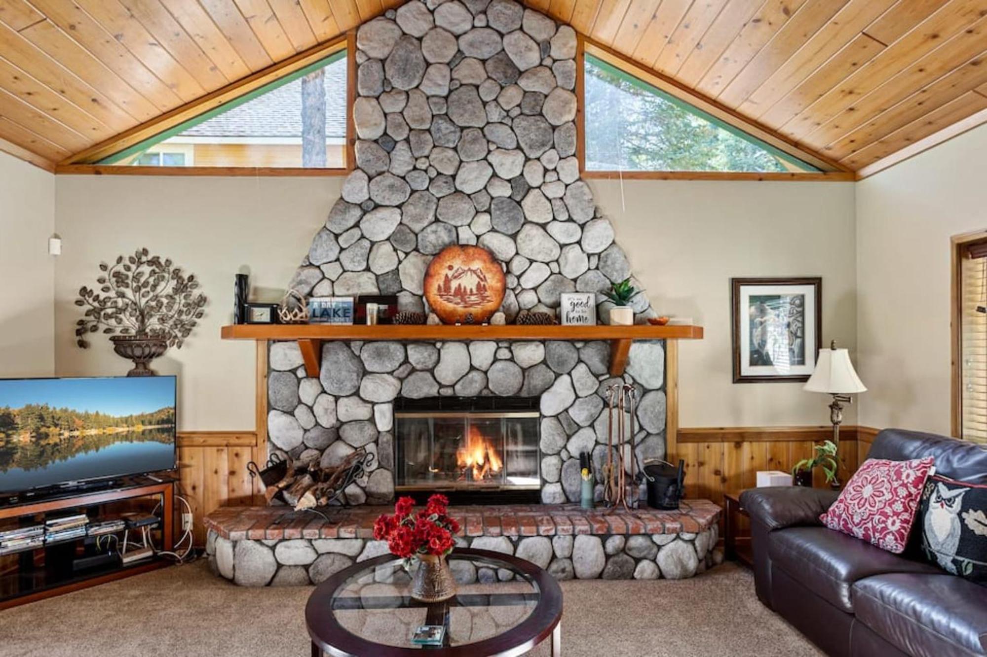 Sutter Ln By Avantstay Beautifully Remodeled Kitchen,4Cabin-Chic Bedrooms Blue Jay المظهر الخارجي الصورة